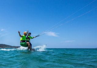 Kitesurfing School